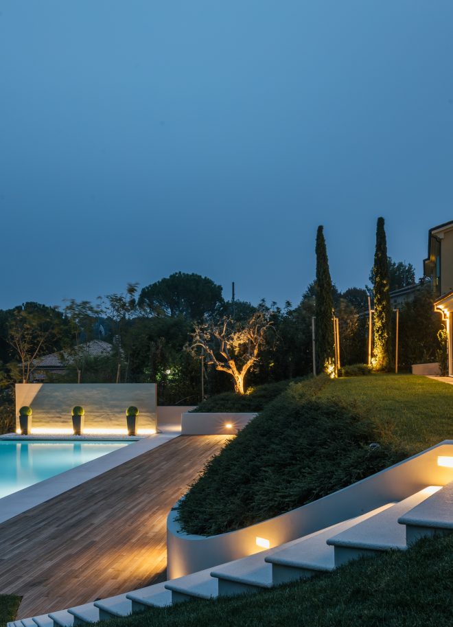 villa luisa pool lit up
